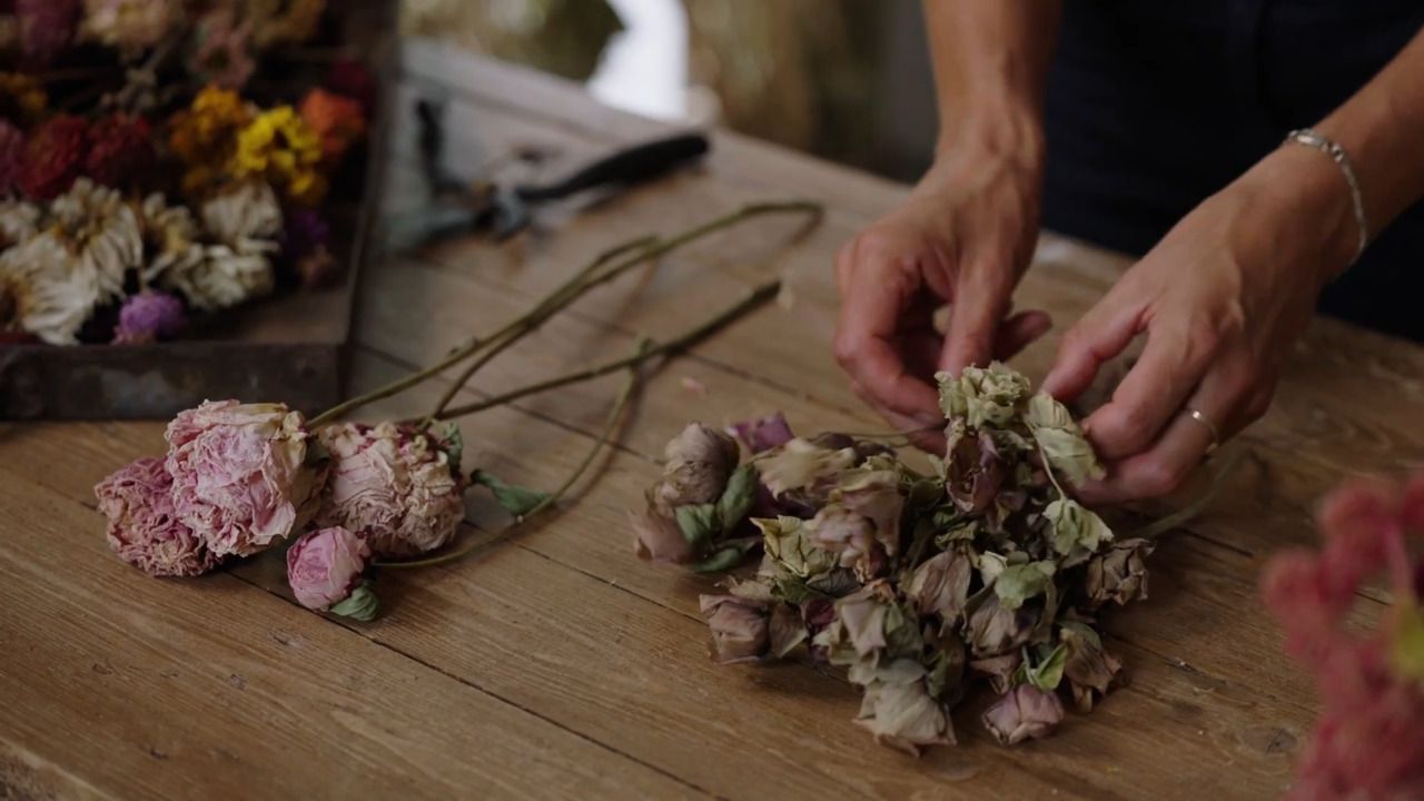 What flowers to dry - Part 2: A few tricky ones