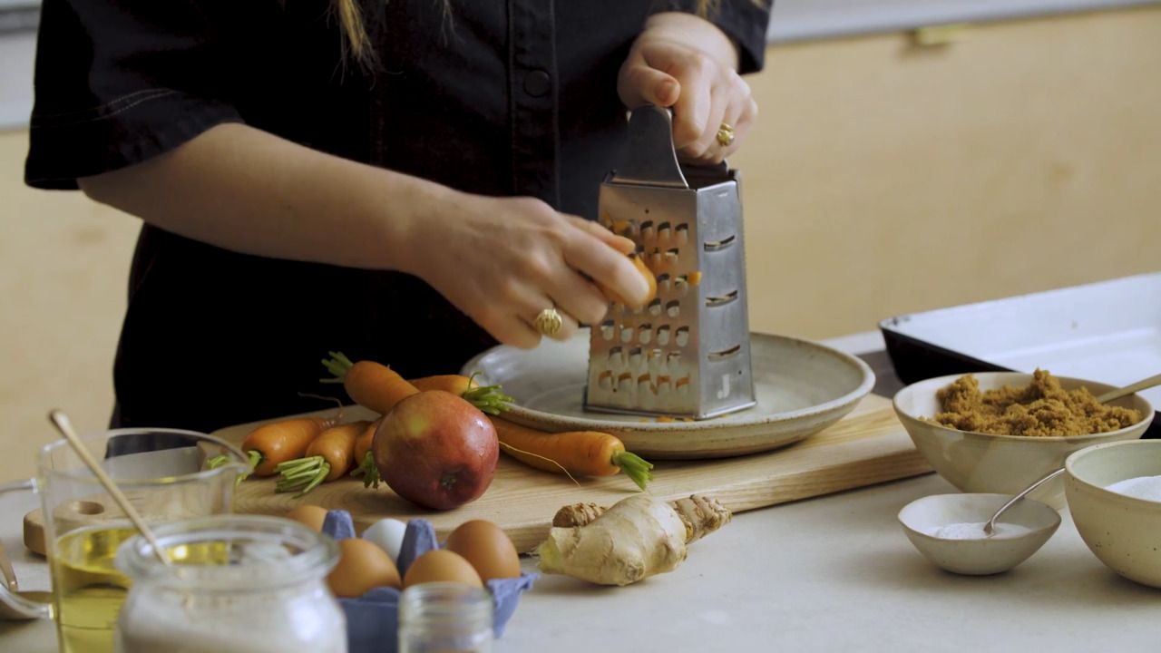 Carrot, turmeric and ginger cake - part 1