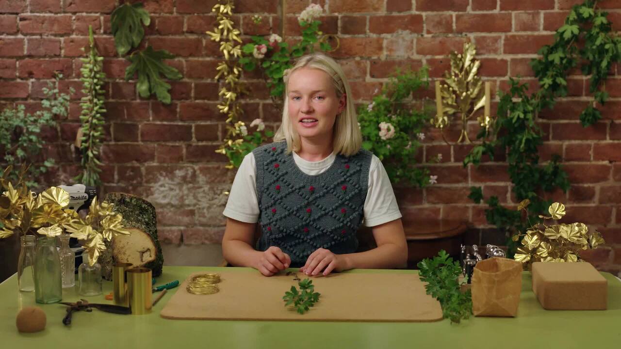 Creating the central stem 