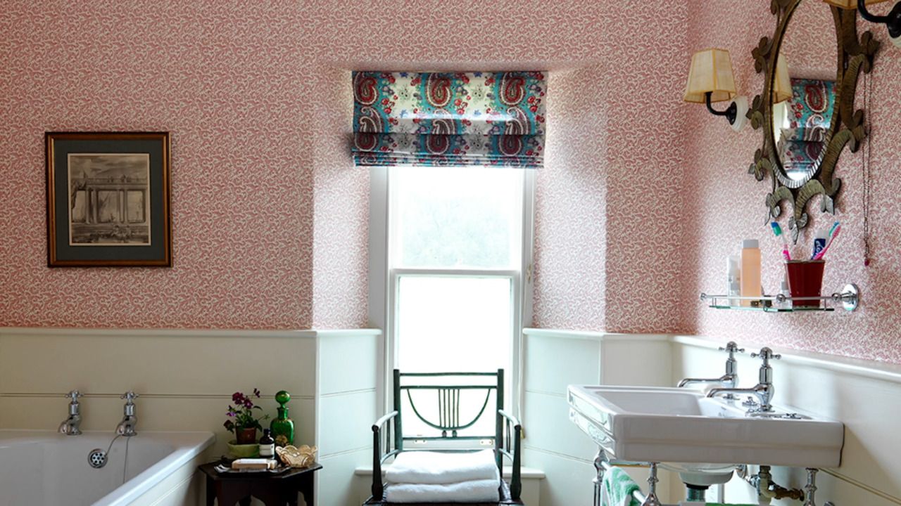 North farm walkthrough part III: the bathroom