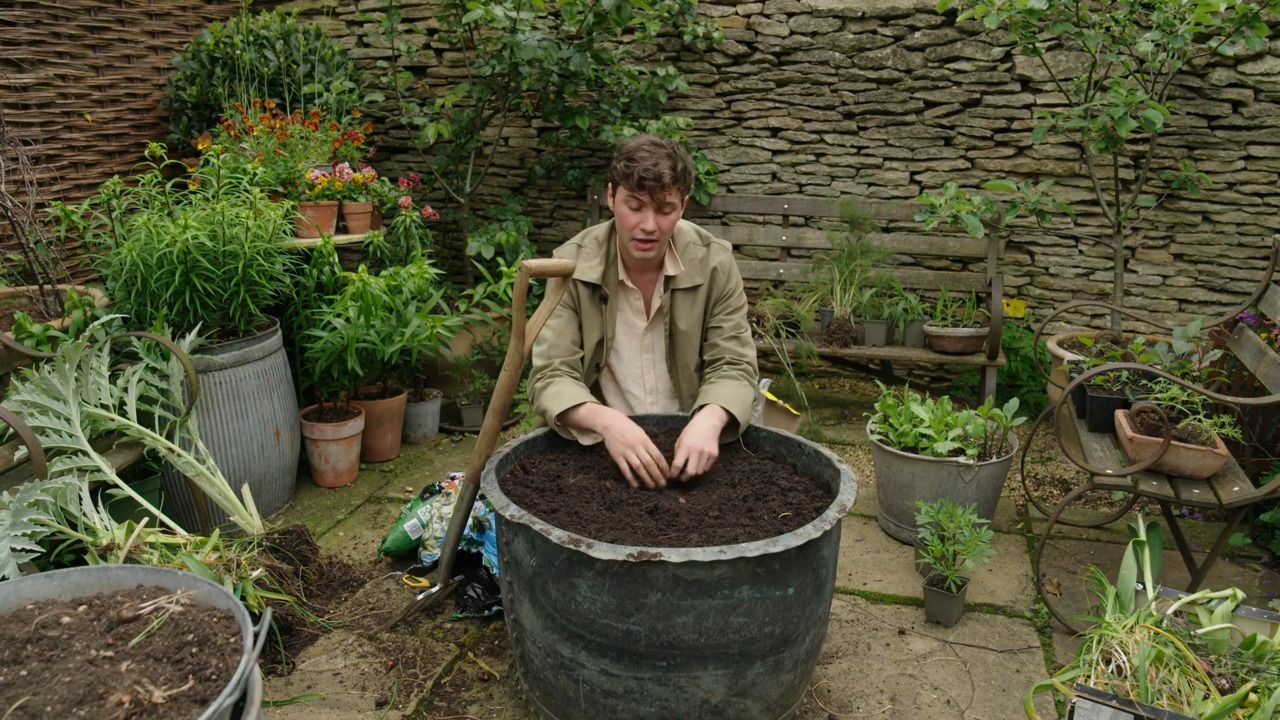 Planting the big copper up for summer - part 2