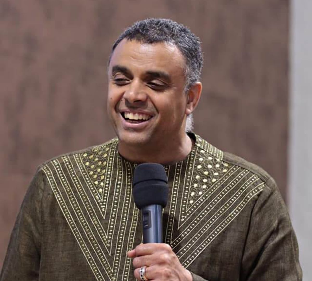 Bishop Dag Heward Mills