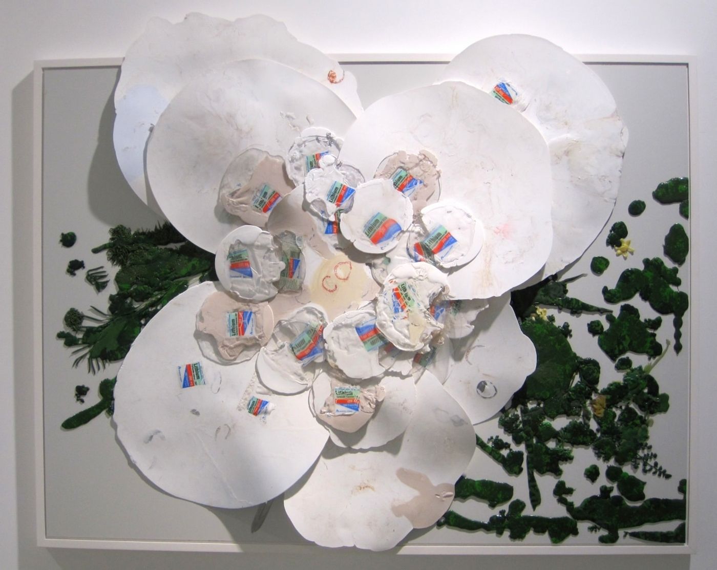 LITHIUM FLOWER: NOON_______90 x 122 cm / scalpel blades, melted plastic on aluminum composite panel