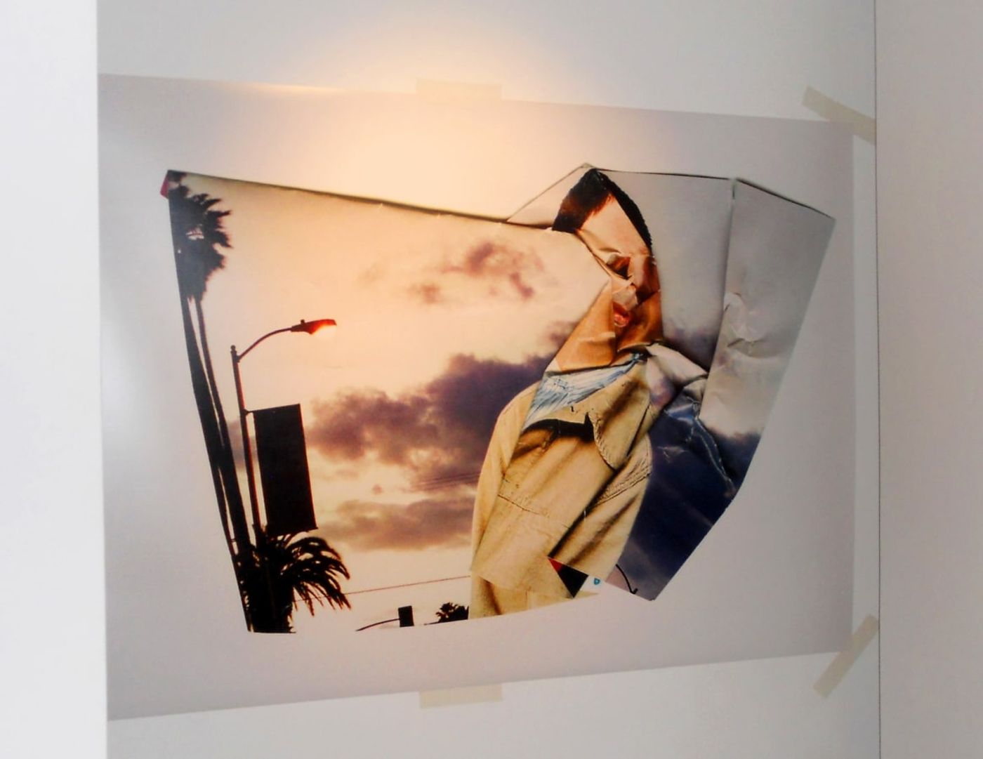 TRAVELING IDIOT / c-print from Paper Surgery Series / 90 X 140 cm