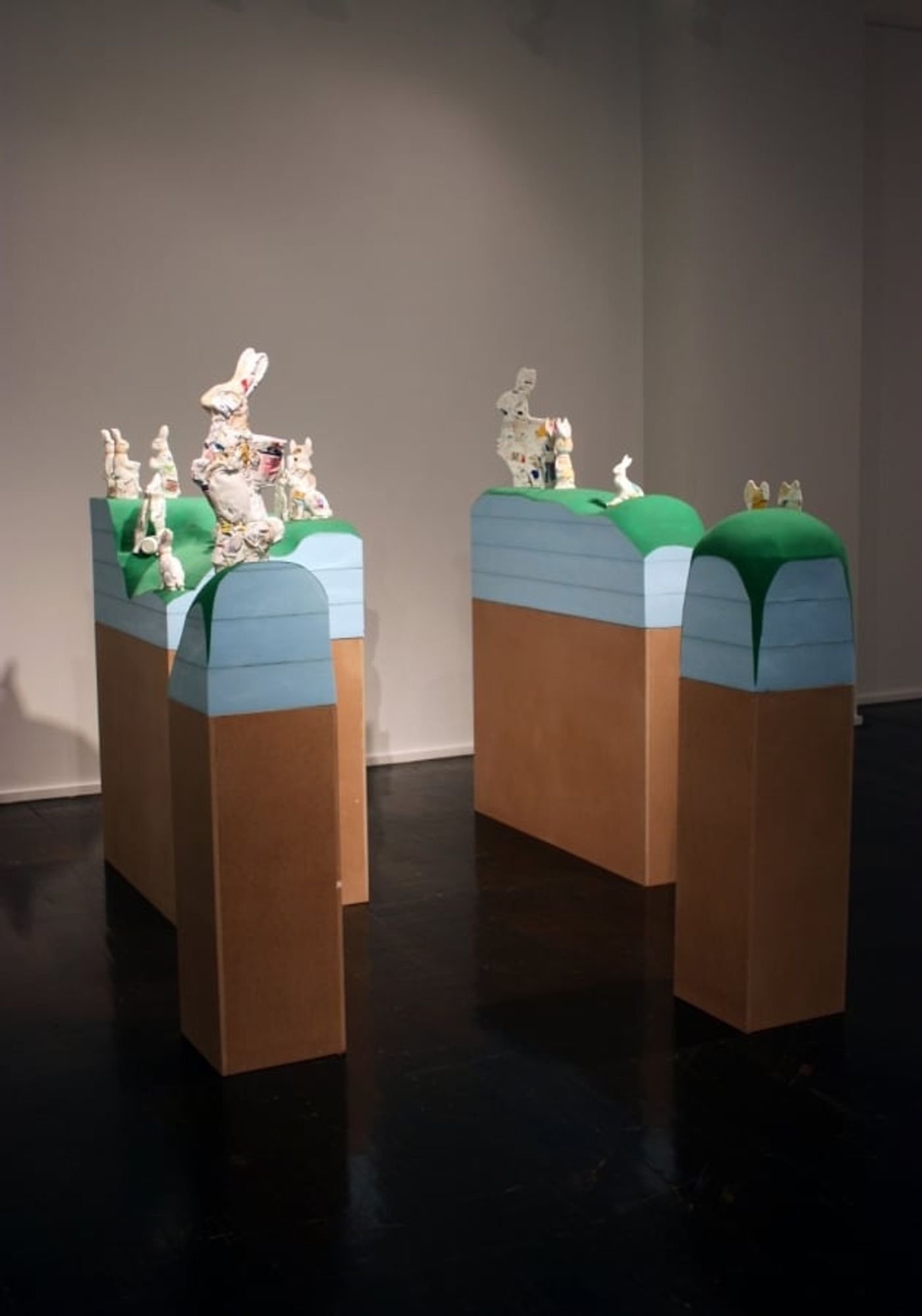 HOPPING HILLS, THE PHARMACEUTICAL LANDSCAPE_______pill bottles melt into the form of Easter Bunnies, wood, foam / 250X 300X 150 cm / 2009