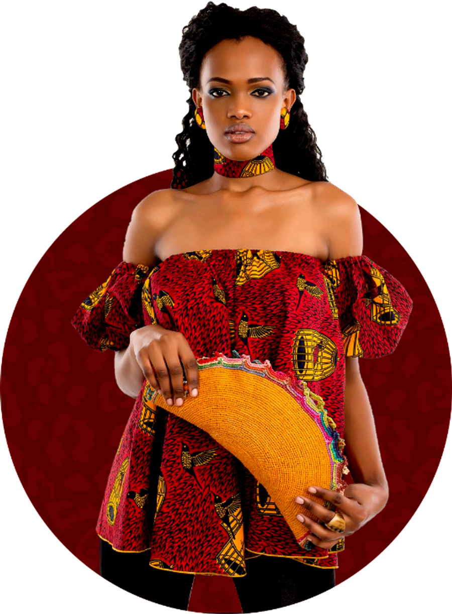 Model wearing moonbags