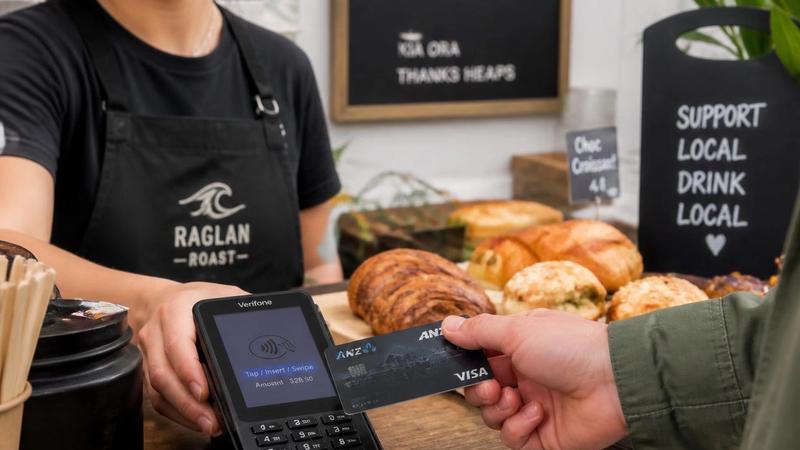 Banking in New Zealand for Australians: Accounts, Taxes and Transfers