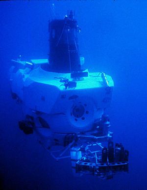 300px-ALVIN_submersible.jpg