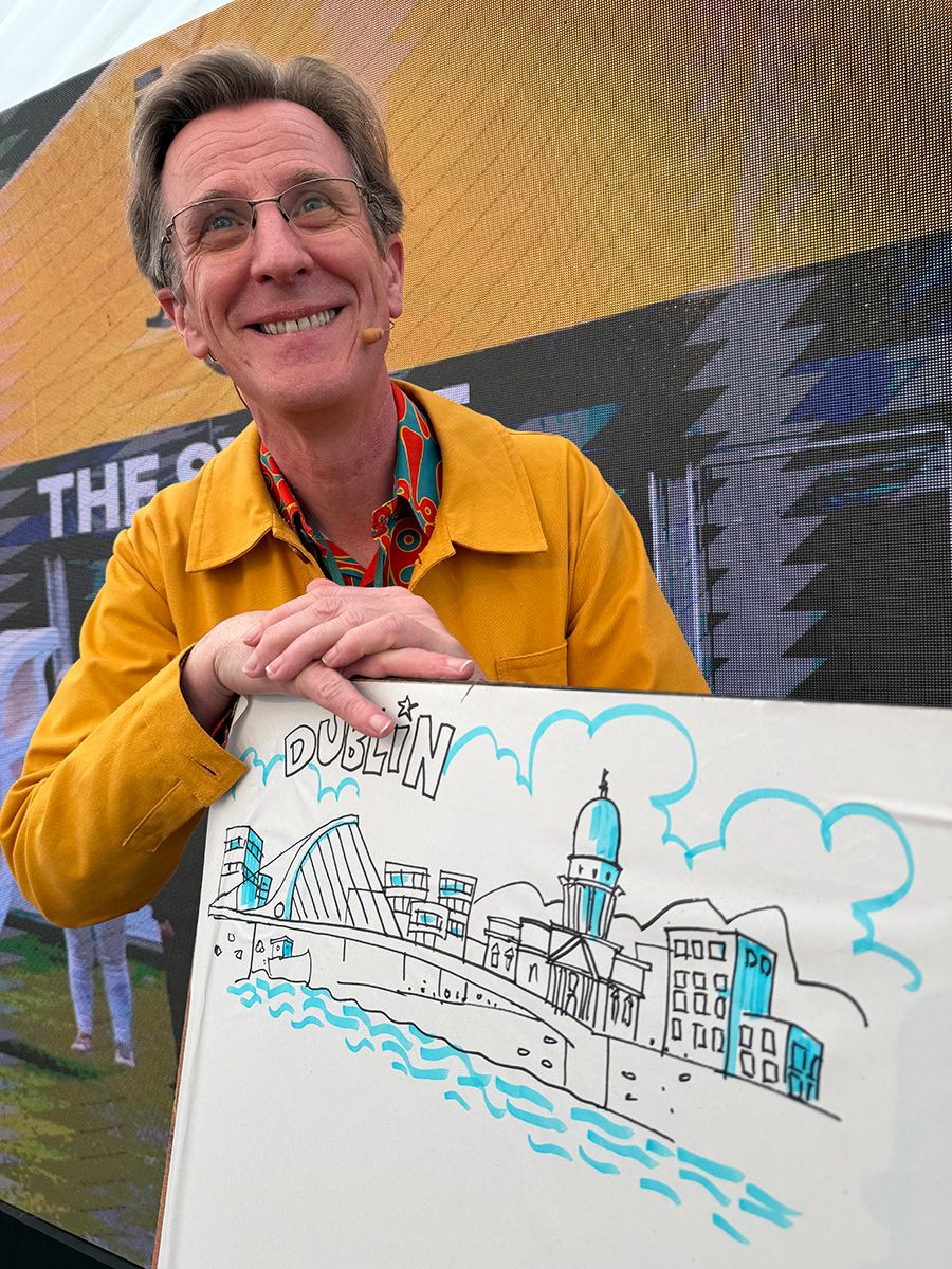 Philip Reeve with his event quick-draw of Dublin