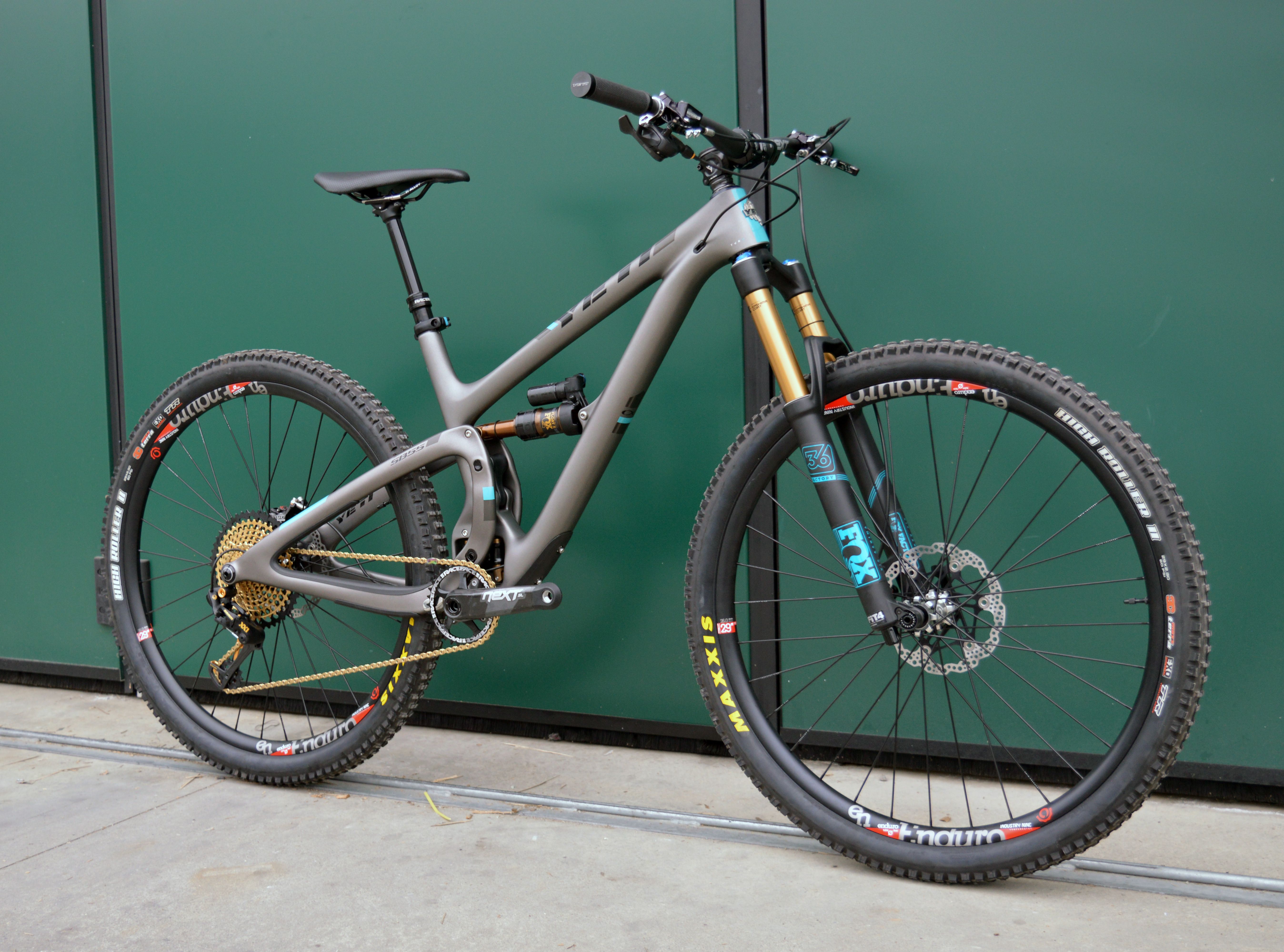 YETI SB5.5 2016 Special DSB