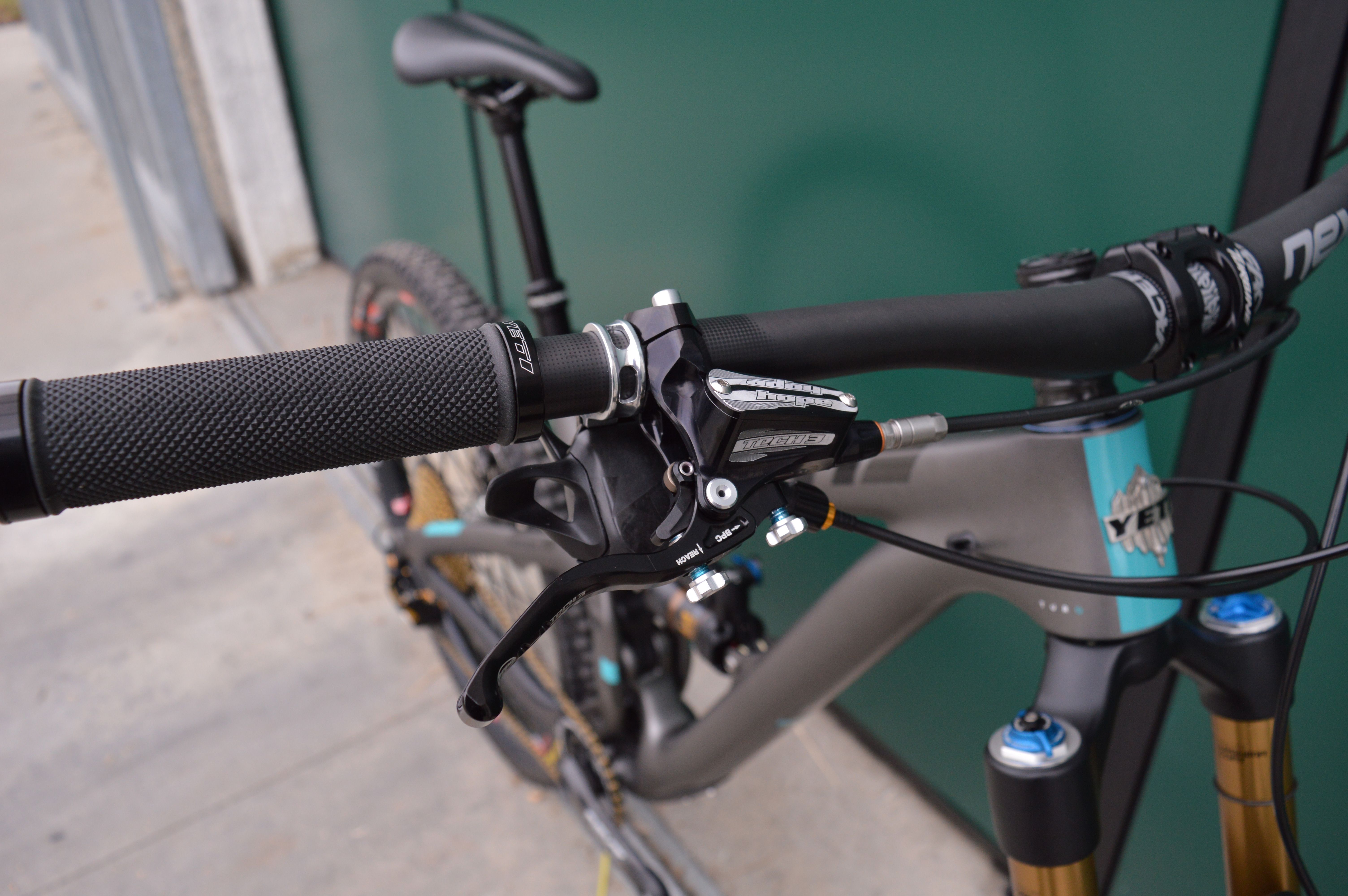 YETI SB5.5 2016 Special DSB