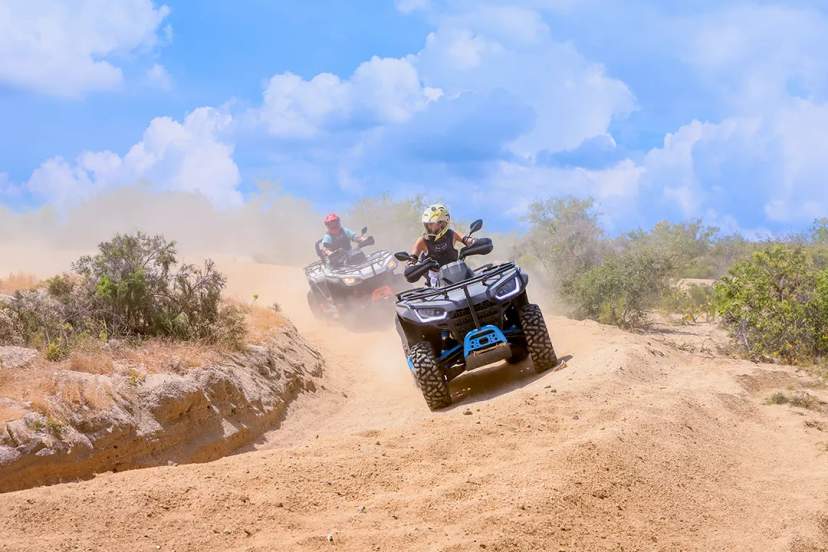 THE LOS CABOS CORRIDOR