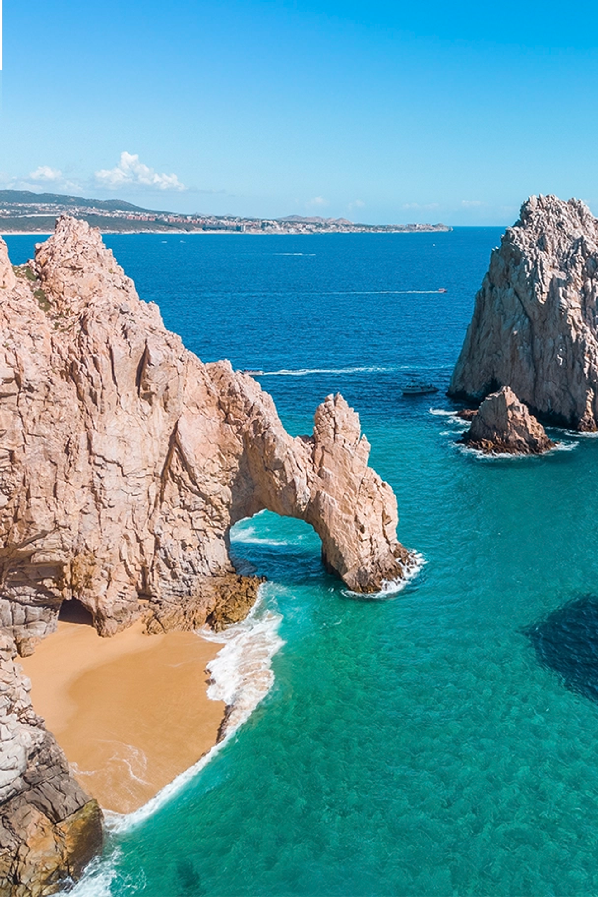 Enjoy the Best Arch of Cabo San Lucas Tours.