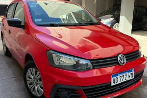 VOLKSWAGEN Gol