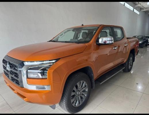 MITSUBISHI L-200