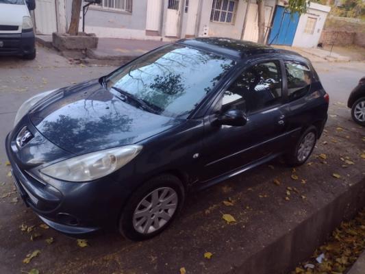 PEUGEOT 207