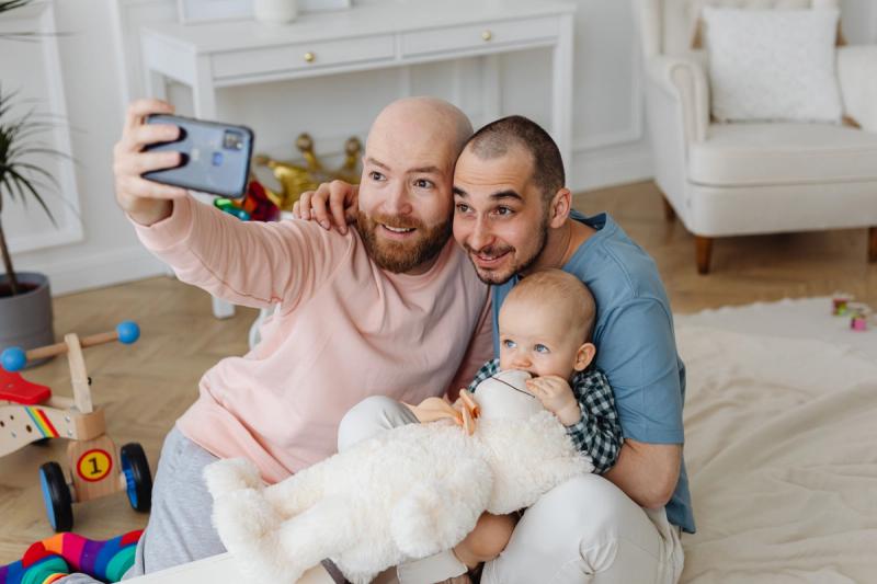 男性生子,同性生孩子,海外试管,LGBT,美国试管,三代试管多少钱