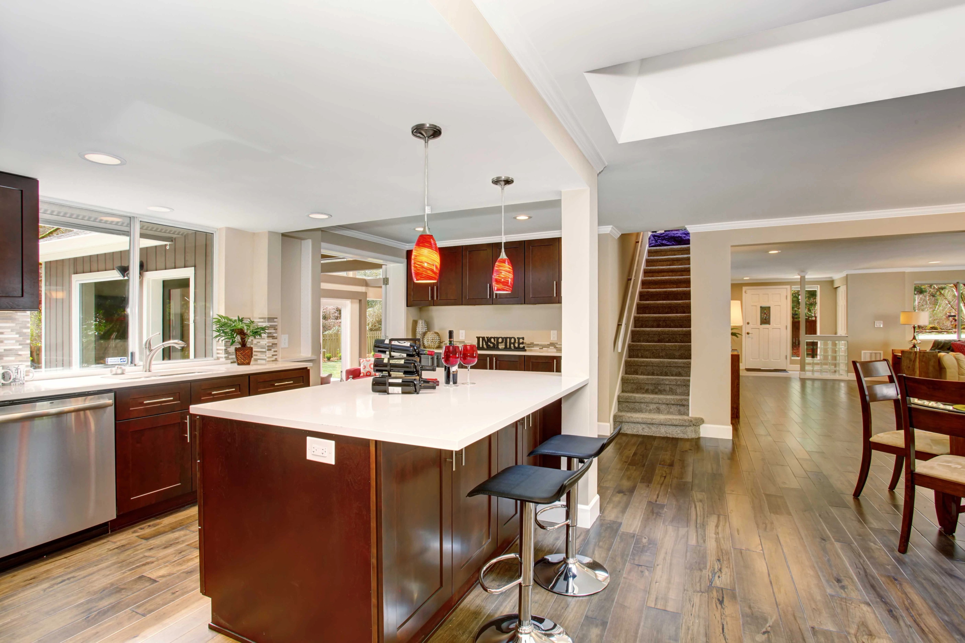 Breakfast bar countertop and cabinetry