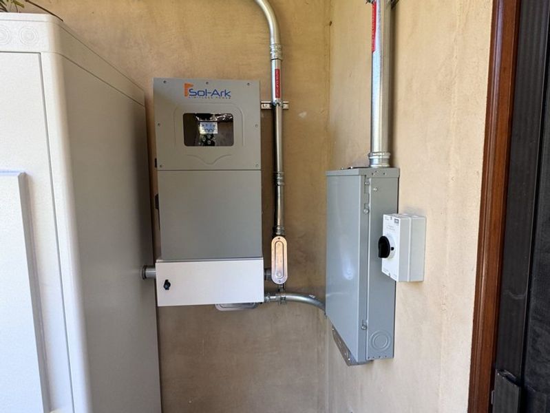 55KWH Home Battery Backup - Image 4