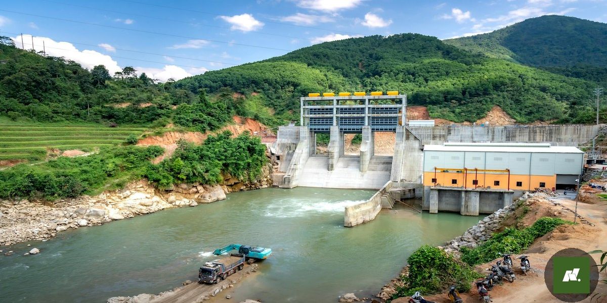 Balsa de Empurrador Afunda no Rio Amazonas, Causando Prejuízo à Região