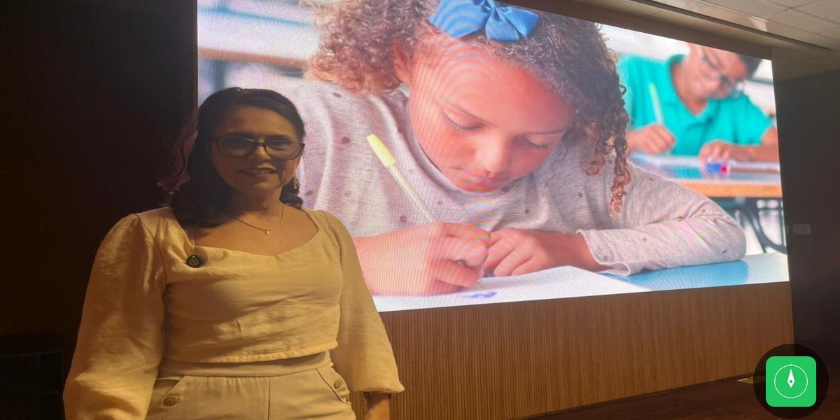 Professora paraense que inova na leitura ganha documentário e inspira educação na Amazônia