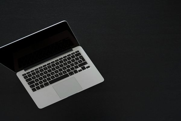 Falha em gerador deixa UTI sem energia e força evacuação emergencial em Belém