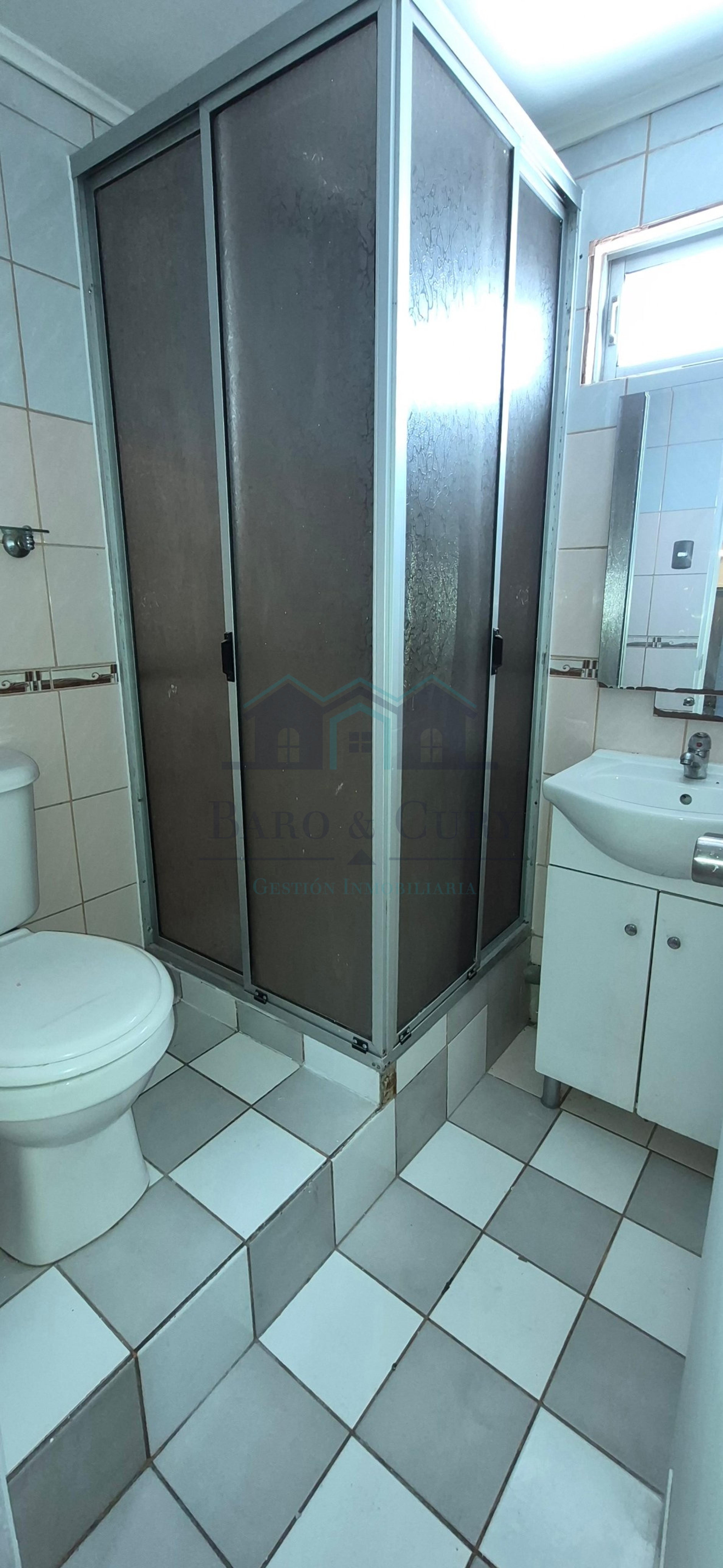 Arriendo Casa 4 dormitorios 2 baños  sector poniente  - Imagen 25