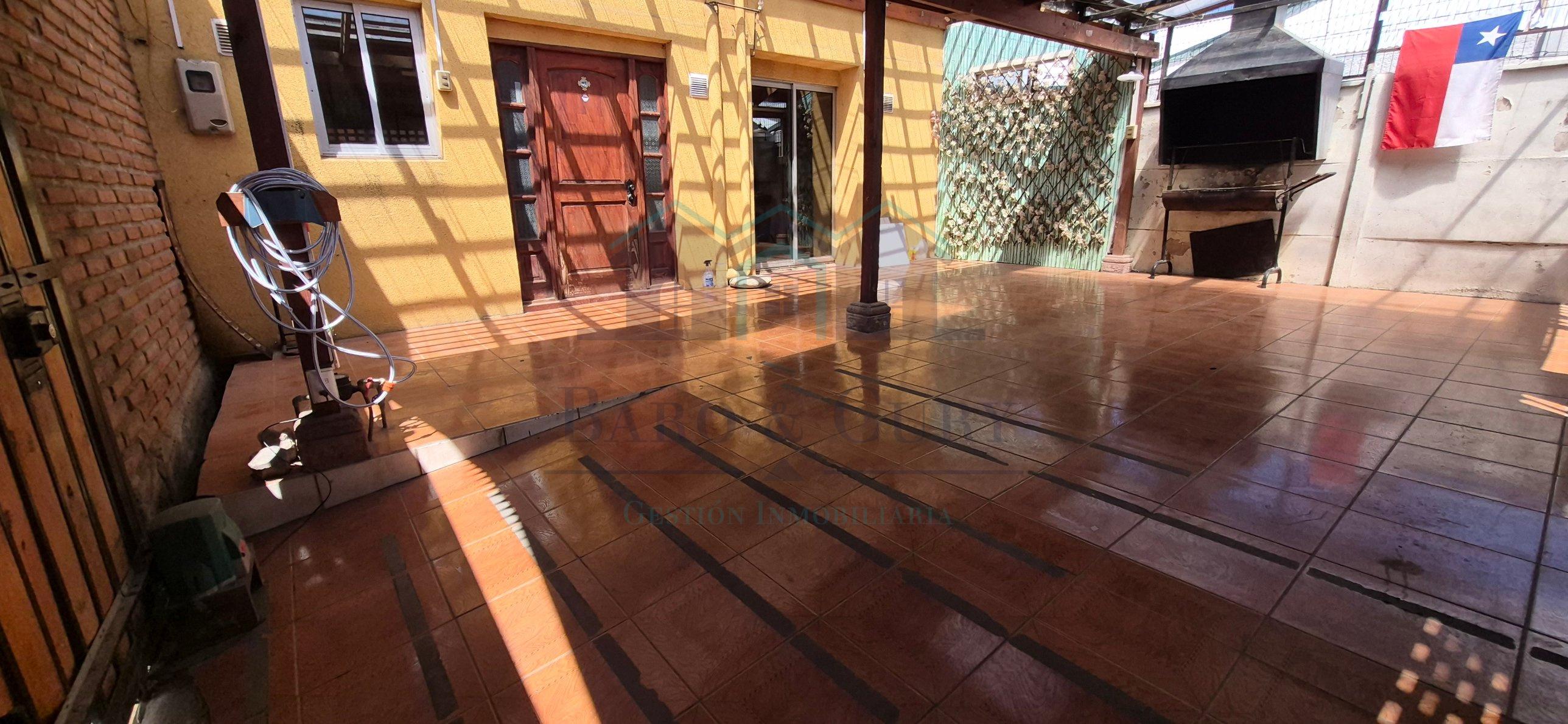 Arriendo Casa 4 dormitorios 2 baños sector poniente 2
