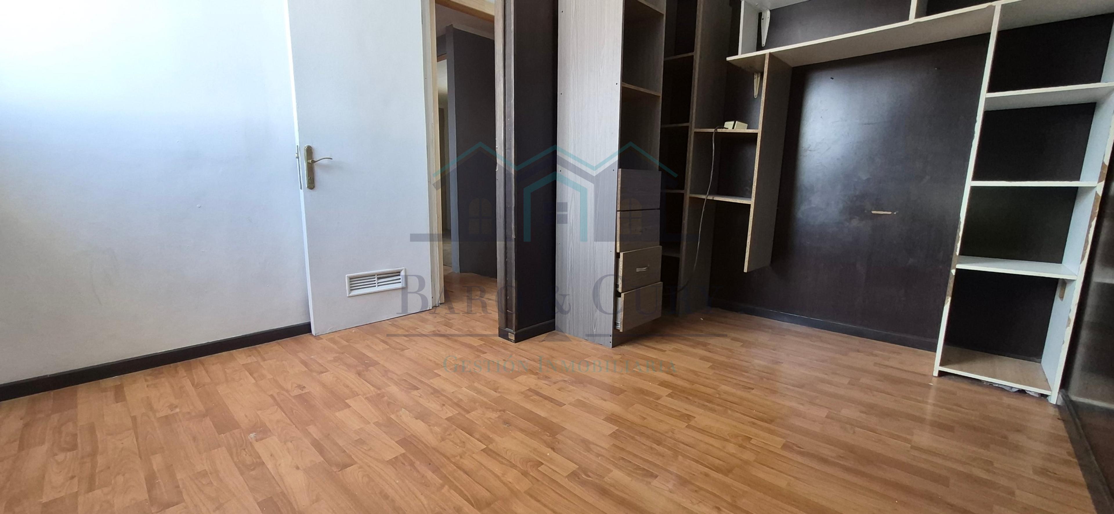 Arriendo Casa 4 dormitorios 2 baños  sector poniente  - Imagen 41