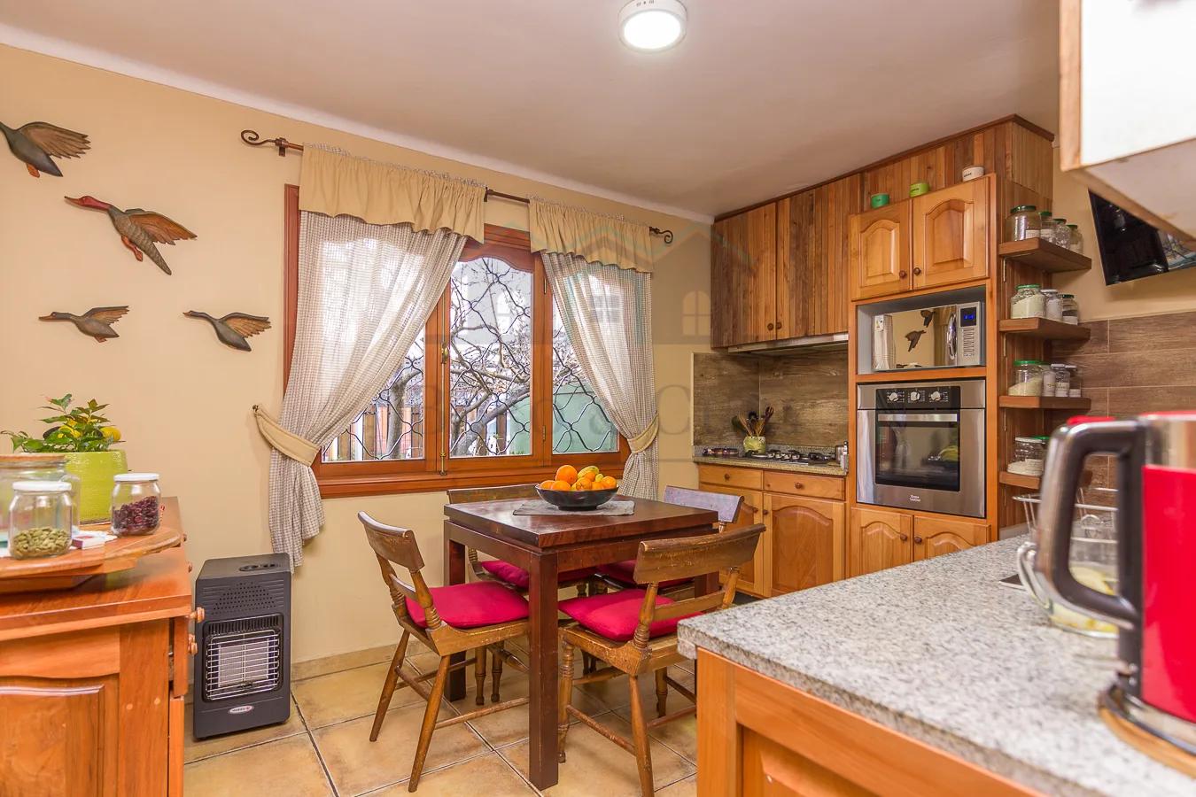 Casa en Venta Barrio Julio Valenzuela 4
