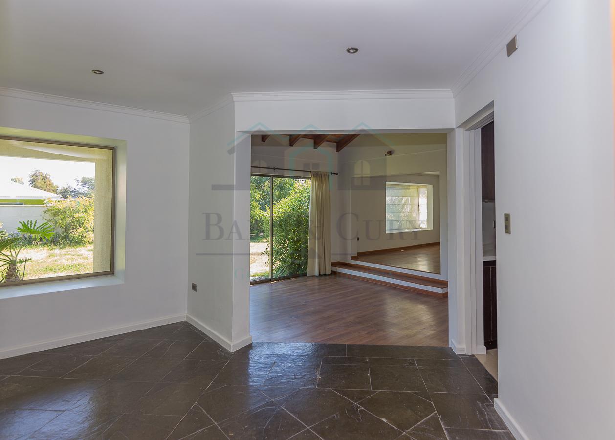 Casa en venta Requinoa 4 dormitorios 3 baños 2