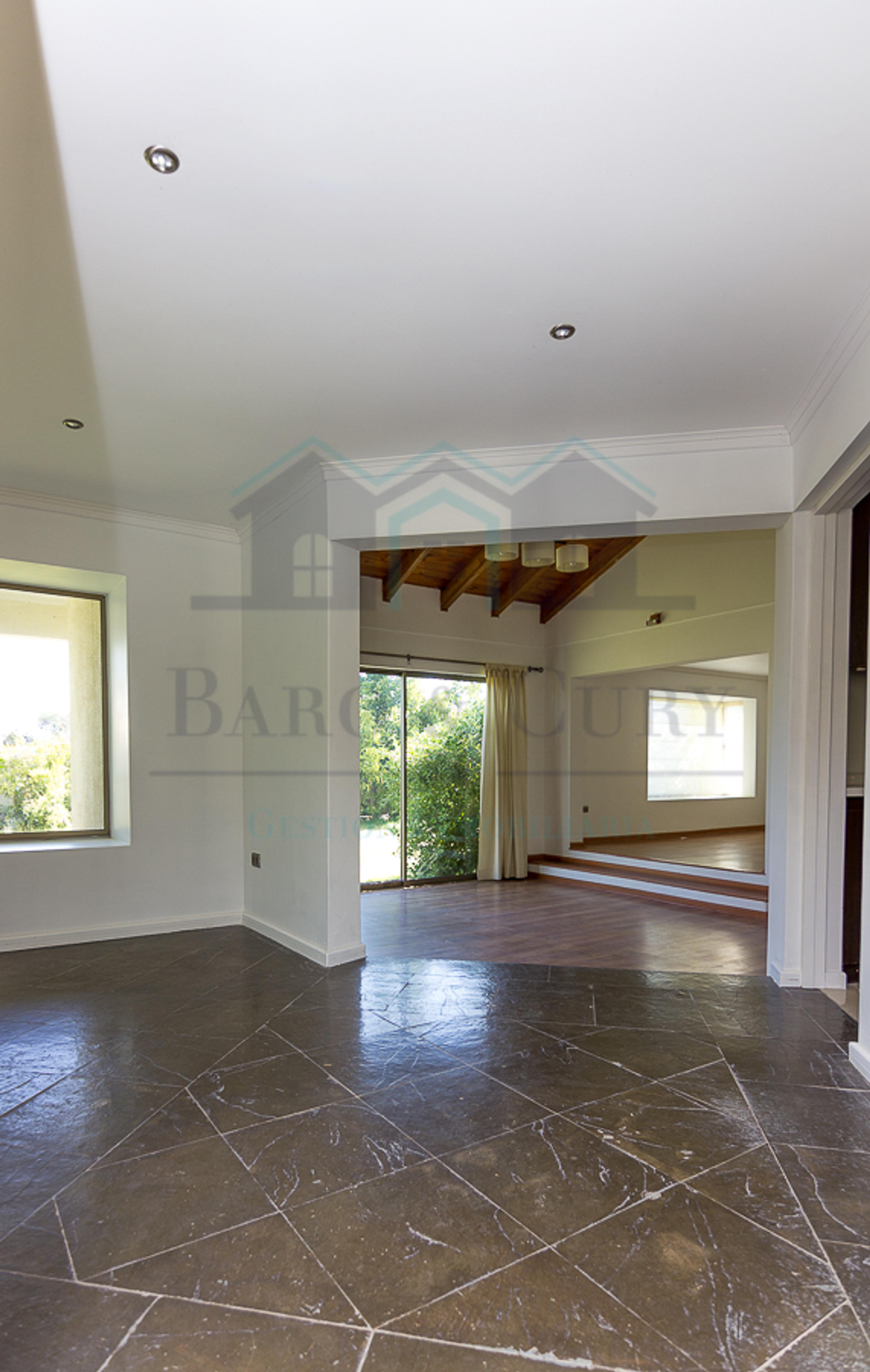 Casa en venta Requinoa 4 dormitorios 3 baños  3
