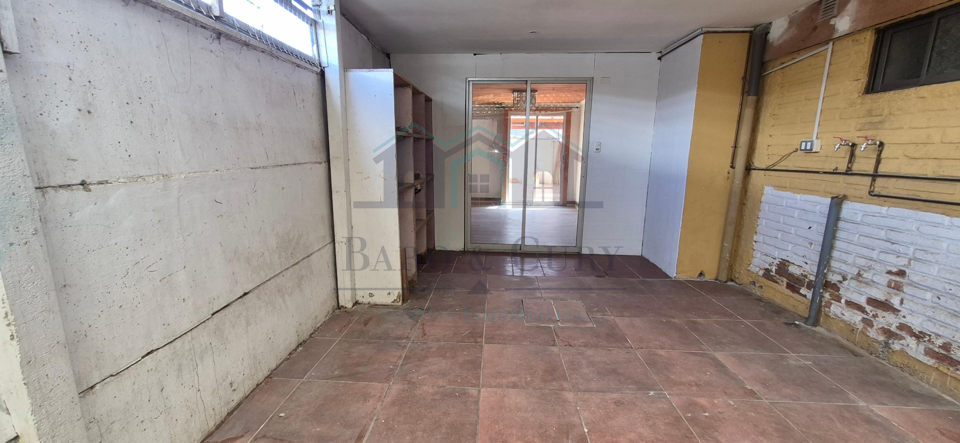 Arriendo Casa 4 dormitorios 2 baños  sector poniente  - Imagen 21