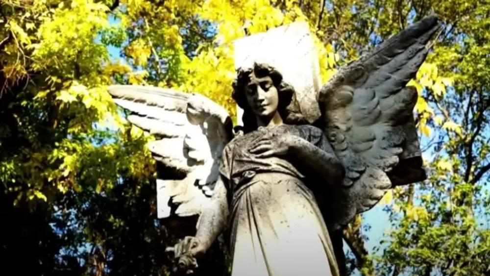 Storie e testimonianze di chi ha comunicato con i morti