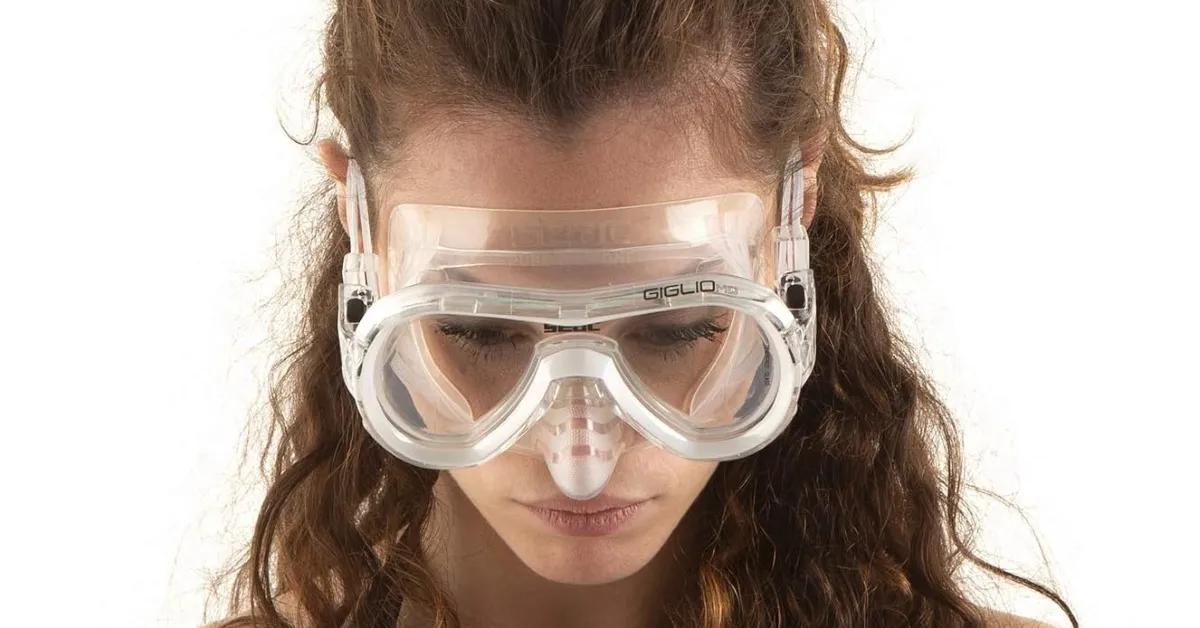 Maschera per respirare sott'acqua