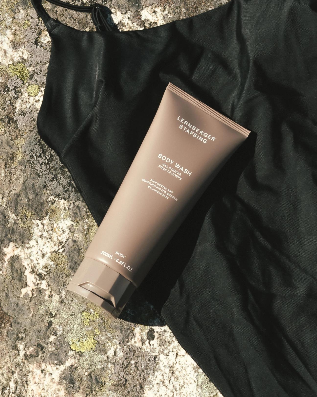 BODY WASH