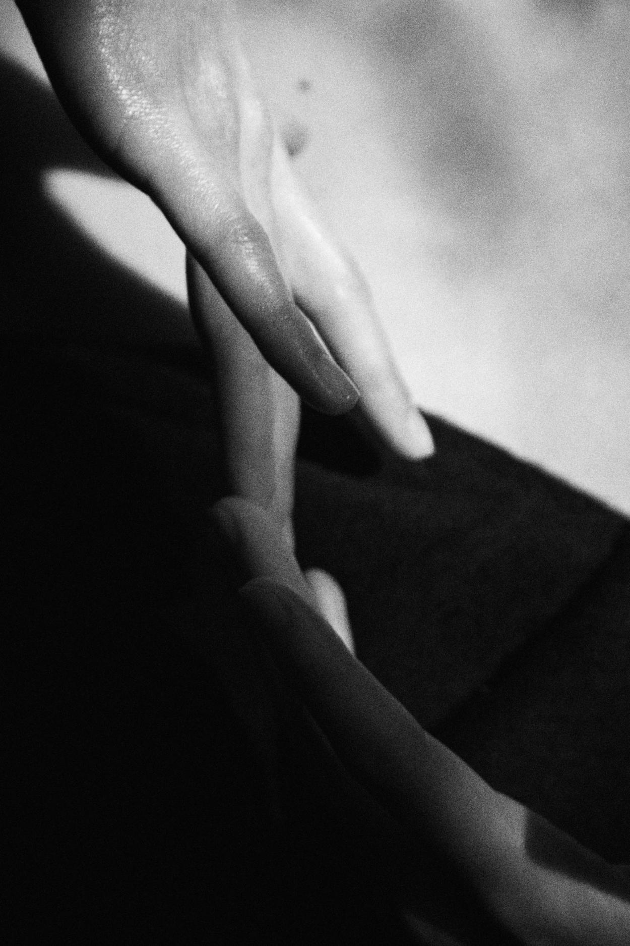 hands