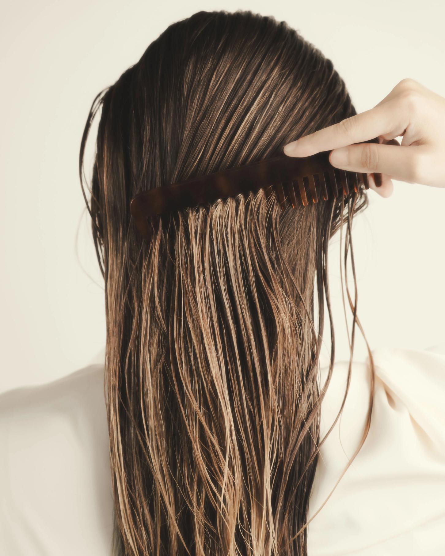 SMOOTHING SILK COAT