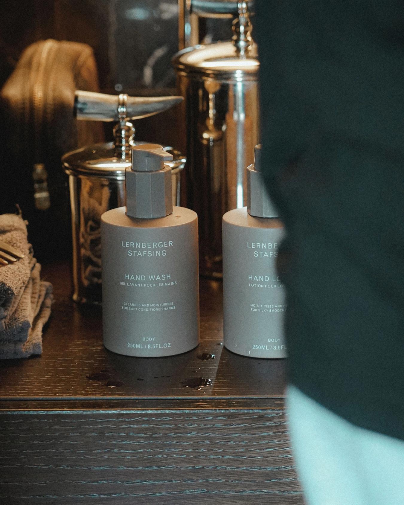 HAND WASH