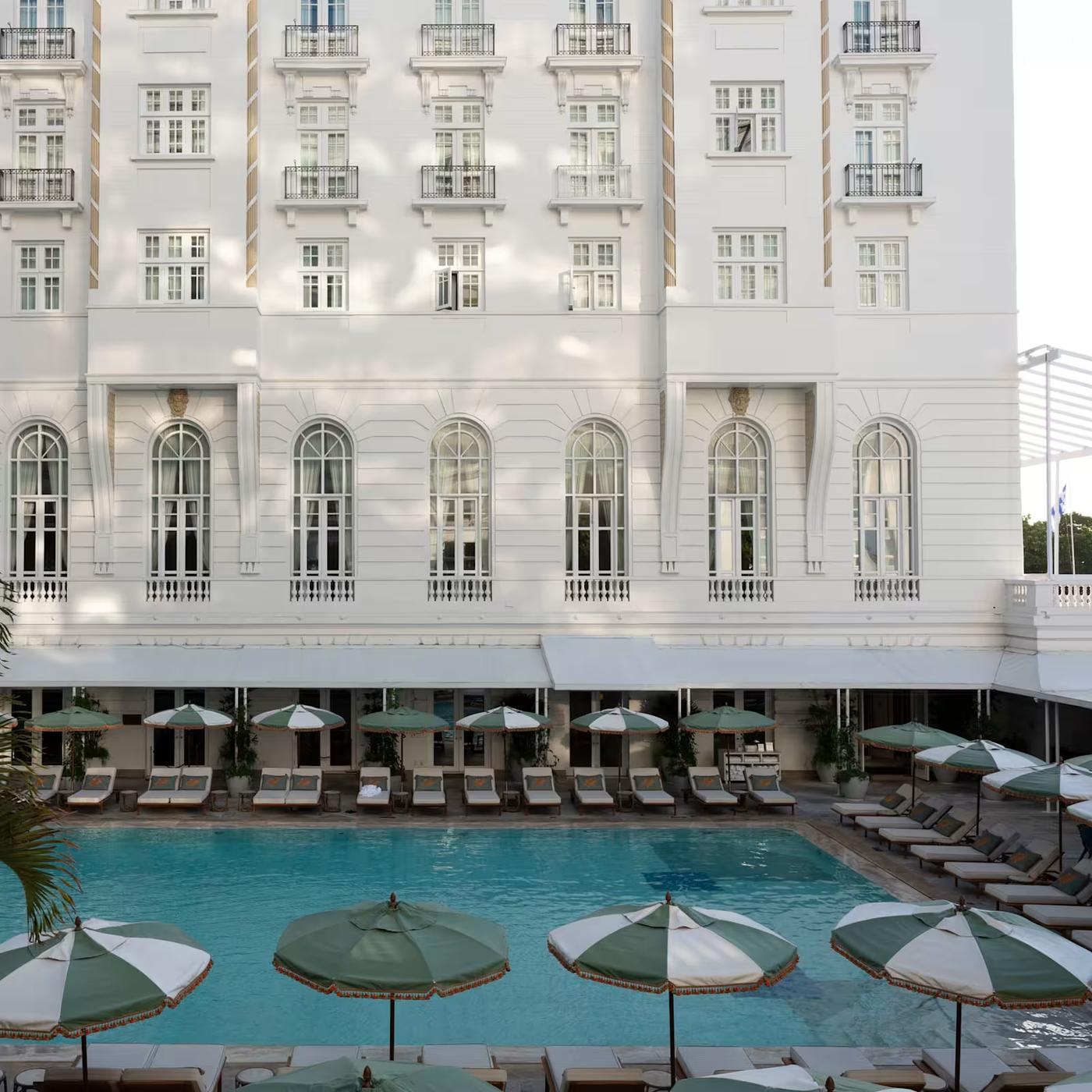 Copacabana Resort Pool Rio de Janeiro