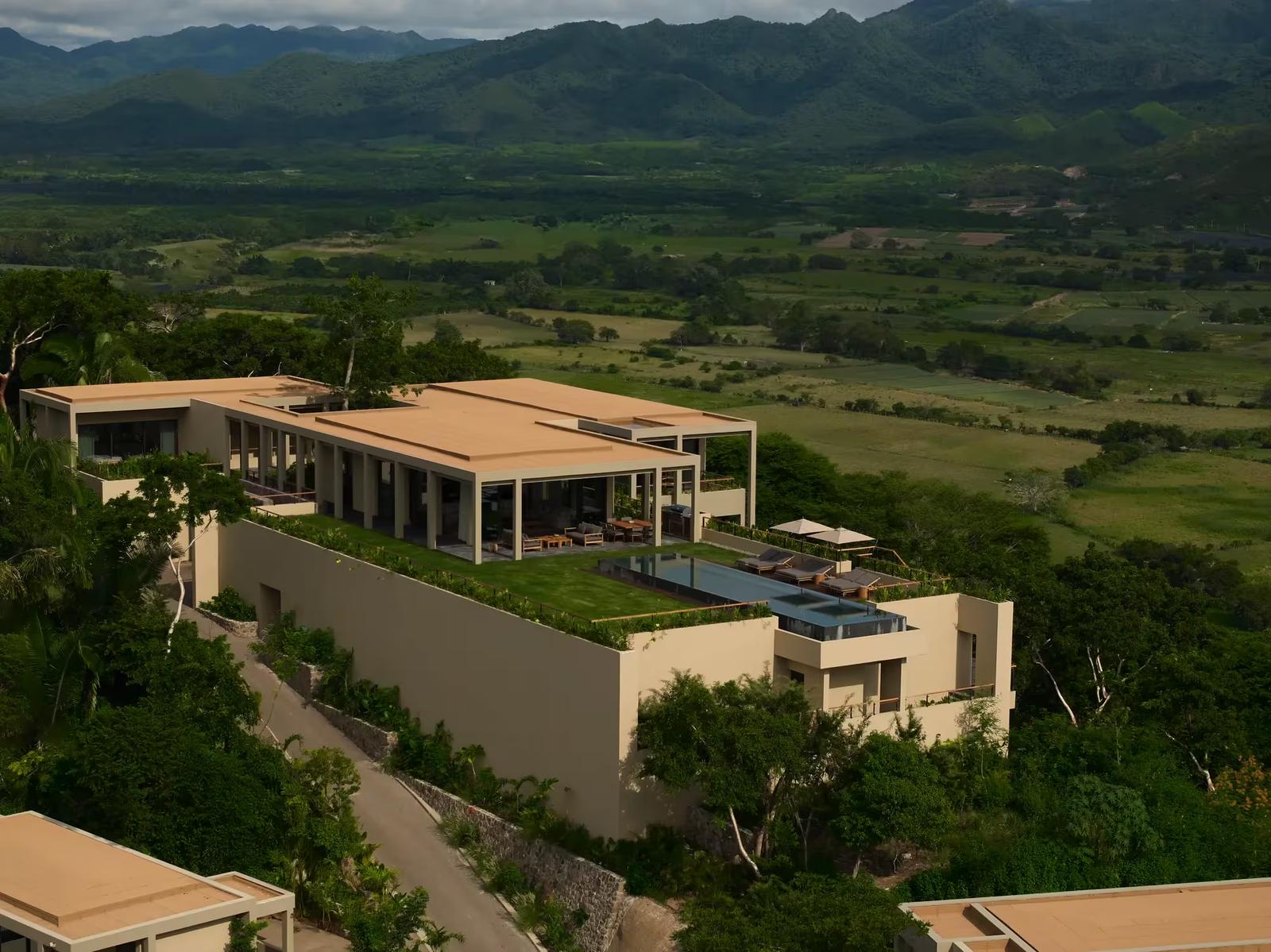 Rosewood Mandarina: Where Mexico's Pacific Coast Meets Sophisticated Celebration
