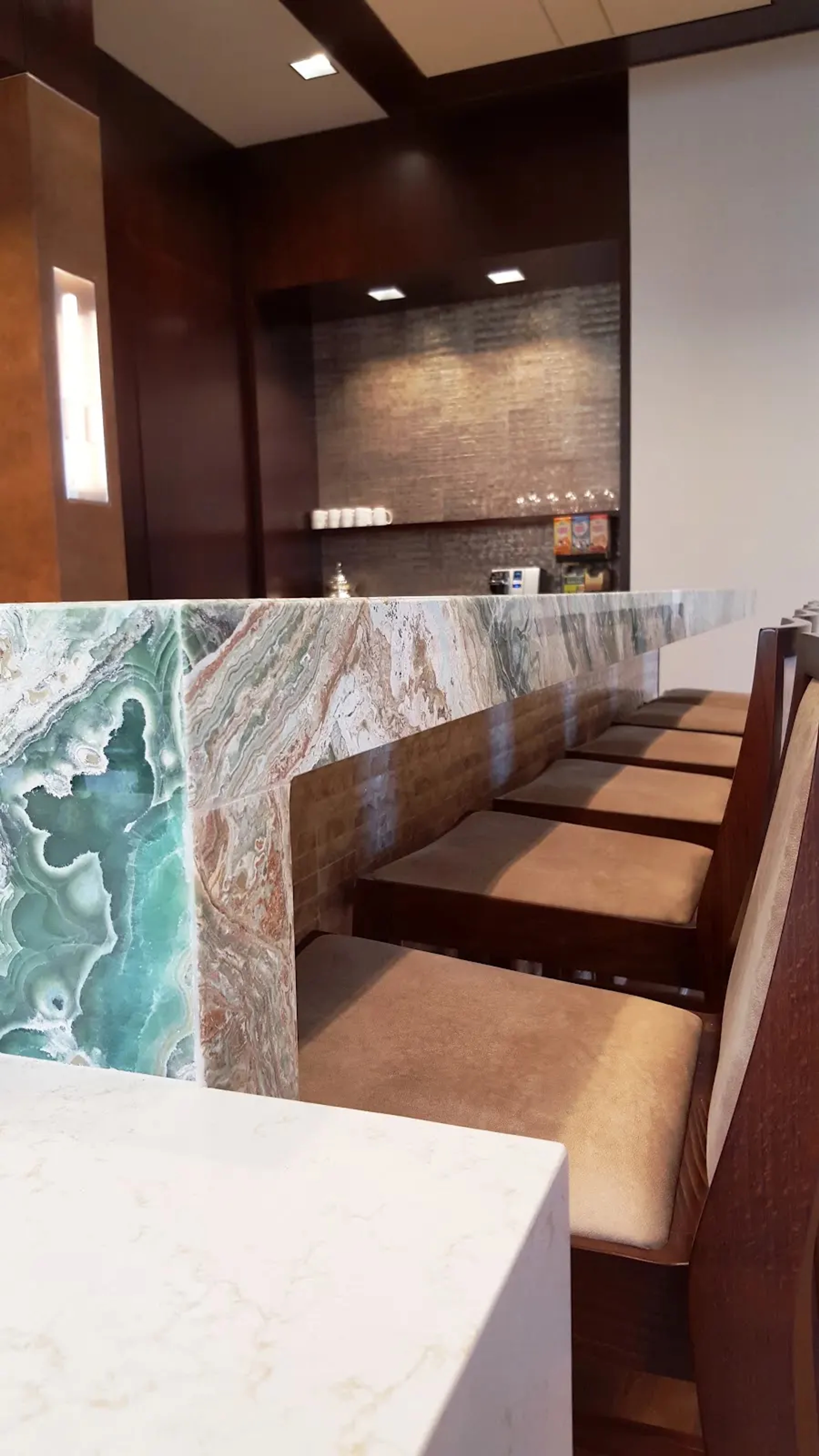 Legacy Tower Lounge 11