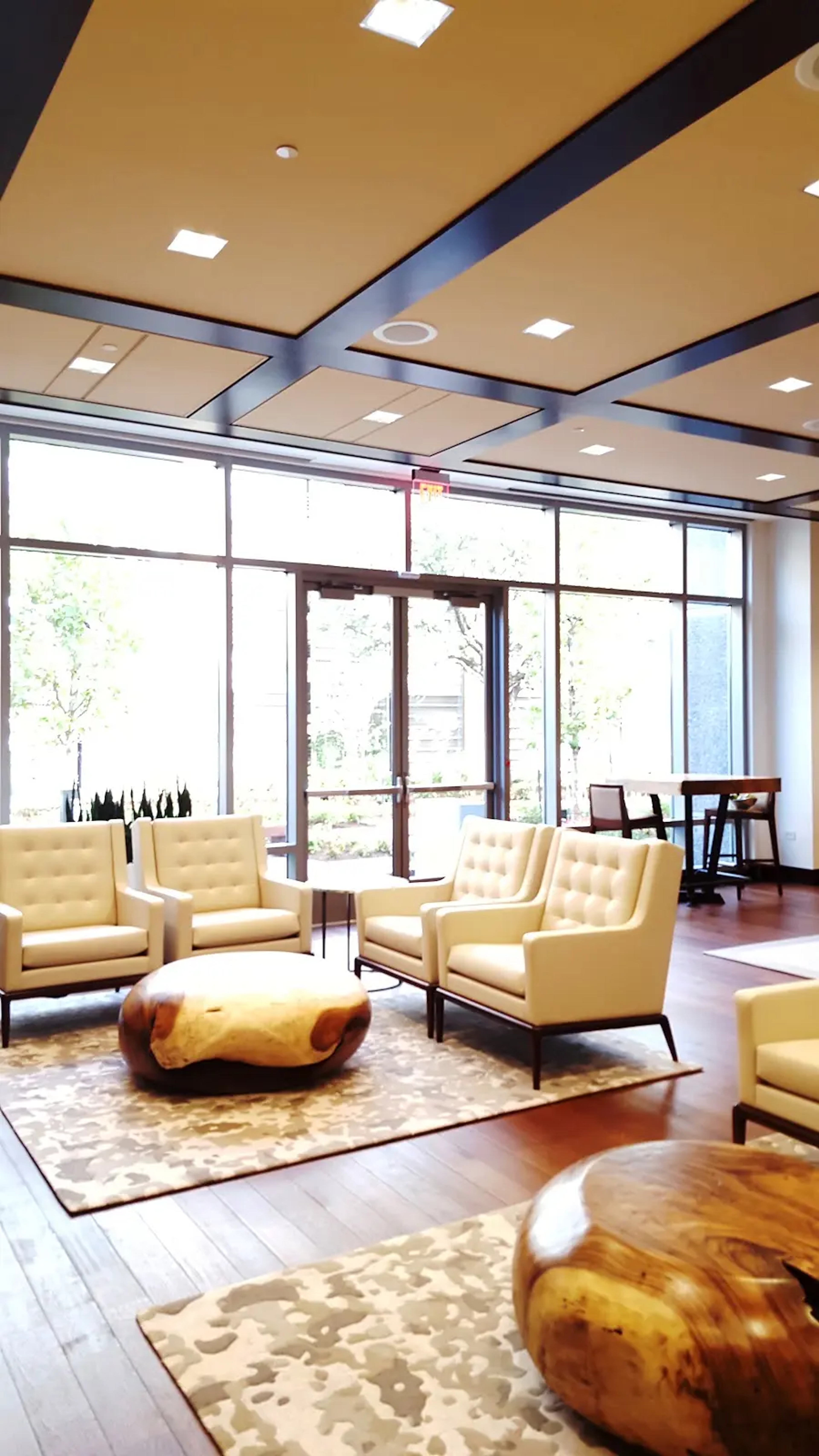 Legacy Tower Lounge 7