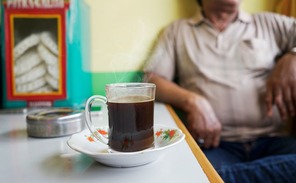Minum Kopi Bantu Redakan Sakit Kepala, Mitos Atau Fakta?