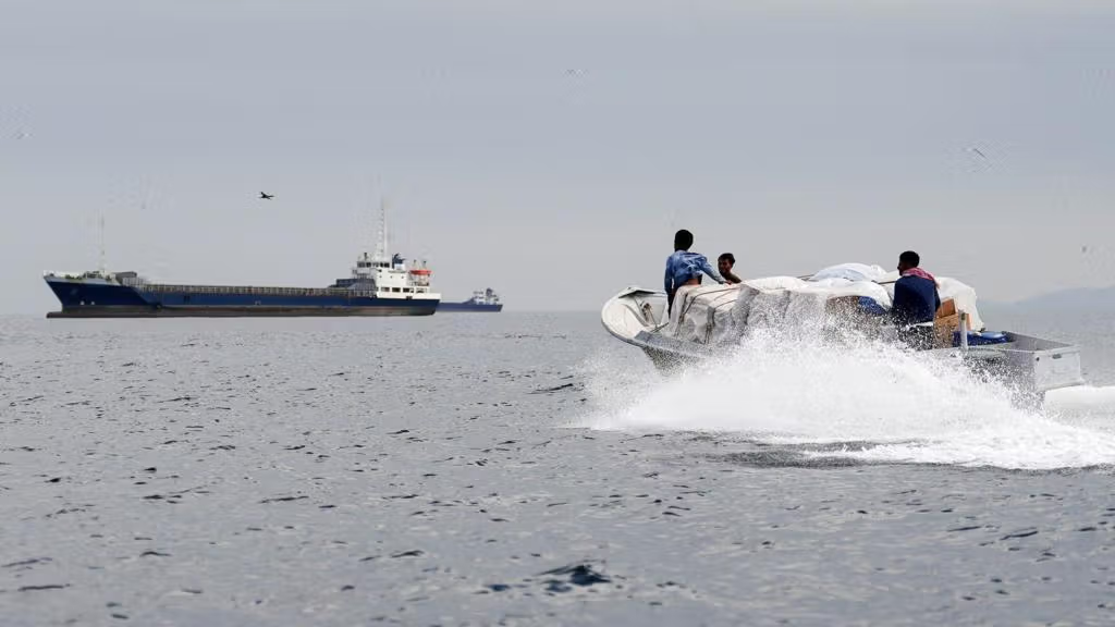 Tidak Tinggal Diam, Iran Ancam Balik Jika AS Tetap Blokade Selat Hormuz