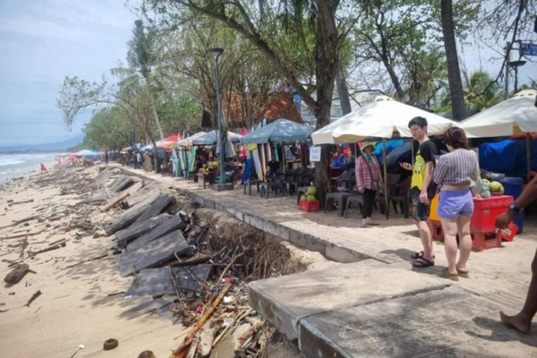 Abrasi di Pantai Kuta Bali Semakin Meluas Higga 5,3 Kilometer