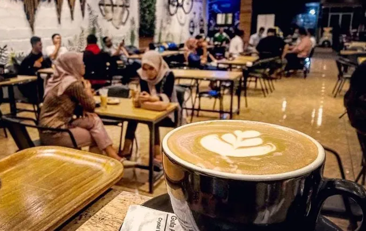 Ketergantungan 'Ngopi' Bikin Susah Nabung? Ini Penjelasannya