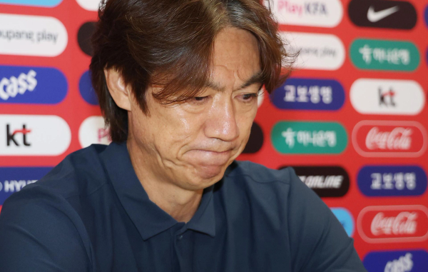 Pelatih Timnas Korea Hong Myung Bo Dikejam Habis Setelah Pulang Bawa Kekalahan
