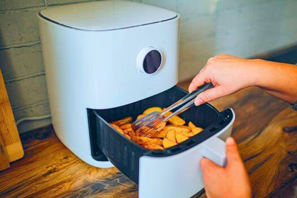 Goreng Makanan Dengan Air Fyer Ternyata Punya Resiko Kesehatan, Simak Penjelasannya