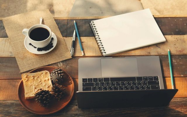 Freelance et chômage : droits, démarches et cumul possible